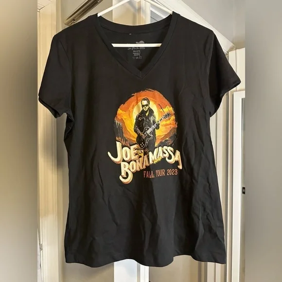 NWOT - Joe Bonamassa Fall Tour 2023 Tee - Picture 1 of 3